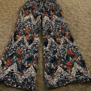 Floral flowy pants